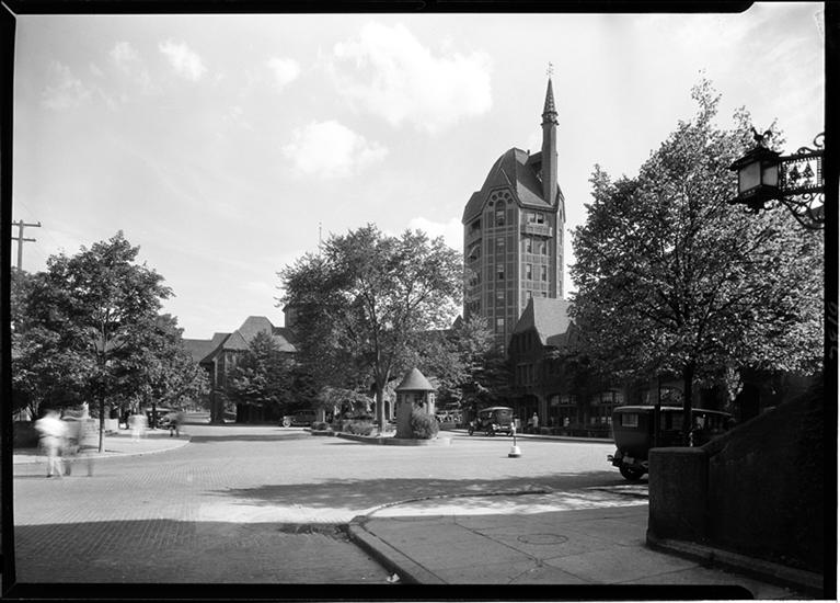 Station Square towards Inn tower 1927